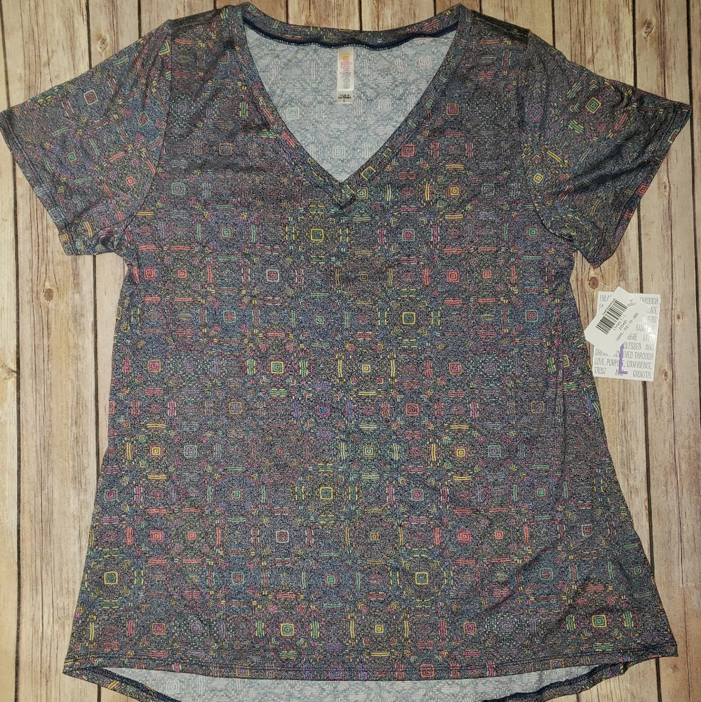 Suze L Lularoe Christy V neck top
